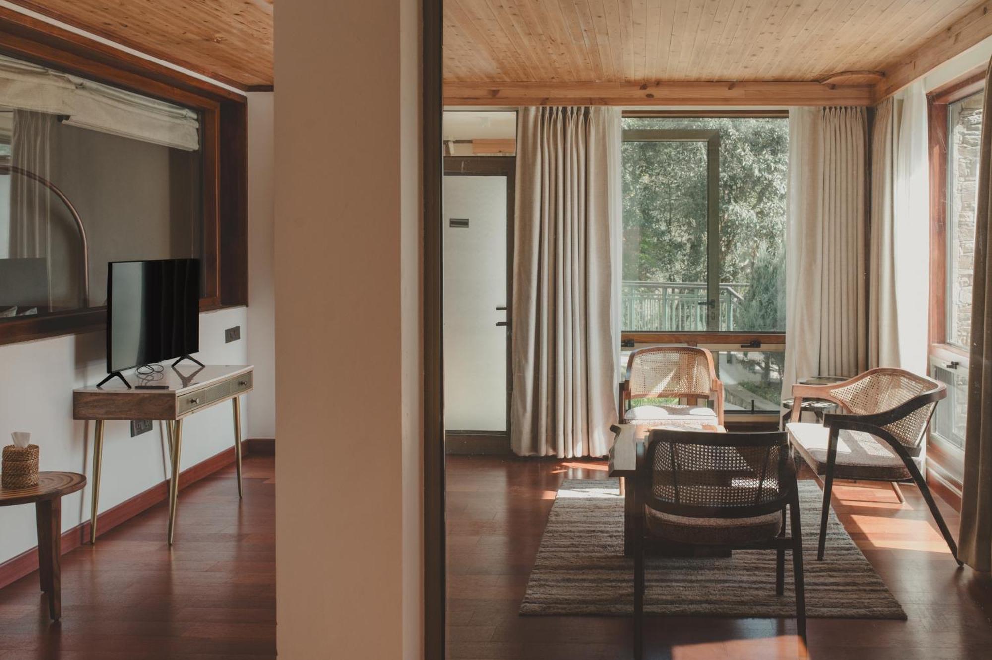 Brij Atmanya Bhowali, Nainital, A Luxury Mountain Escape Kültér fotó
